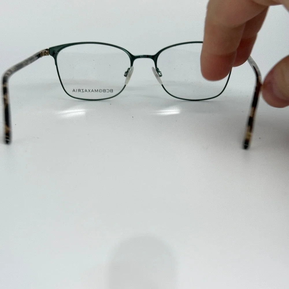 BCBGMaxAzria measurements lens
